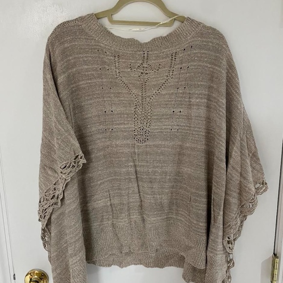 Free People Kona Pointelle Knit Poncho - Picture 9 of 9